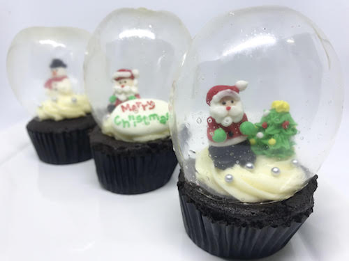 Snow Globe Cupcakes Untuk Menyambut Natal