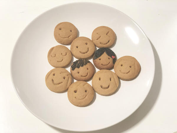 Kue Kering Lebaran: The Cookies Family