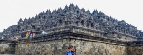 Wisata ke Candi Borobudur dan Museum Samudra Raksa