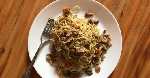 Spaghetti Tuna Jamur Aglio Olio