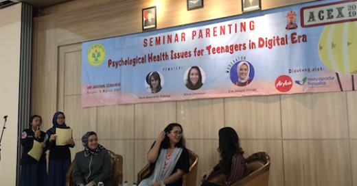 Pola Pengasuhan Anak di Era Digital